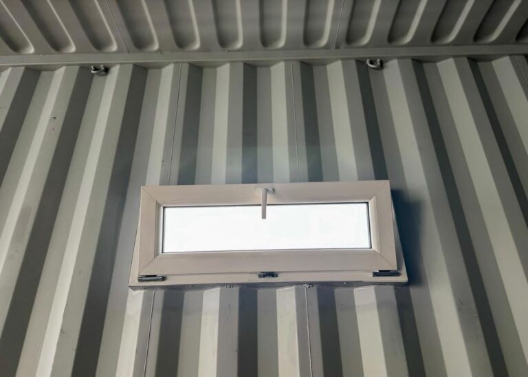 Tilt Window for Shipping Container, 39.4 x 15.7 in